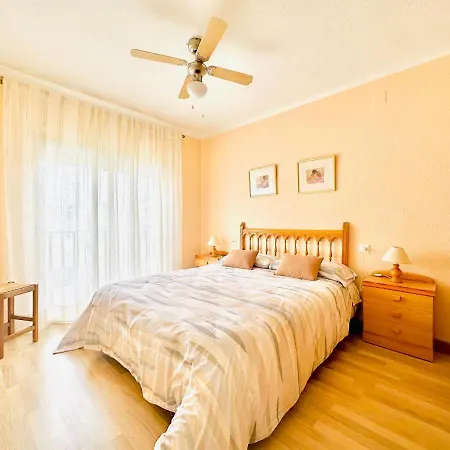 Pins I Mar Apartment Cambrils